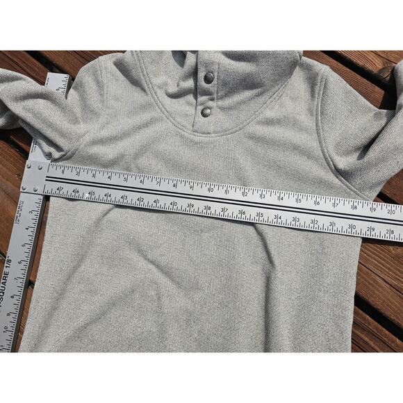 The North Face Women’s Gray Cowl Neck Hoodie Sweater Button Size Small 1/4 Snap - Picture 5 of 7